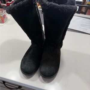 Women's Black Fur-Lined Boots